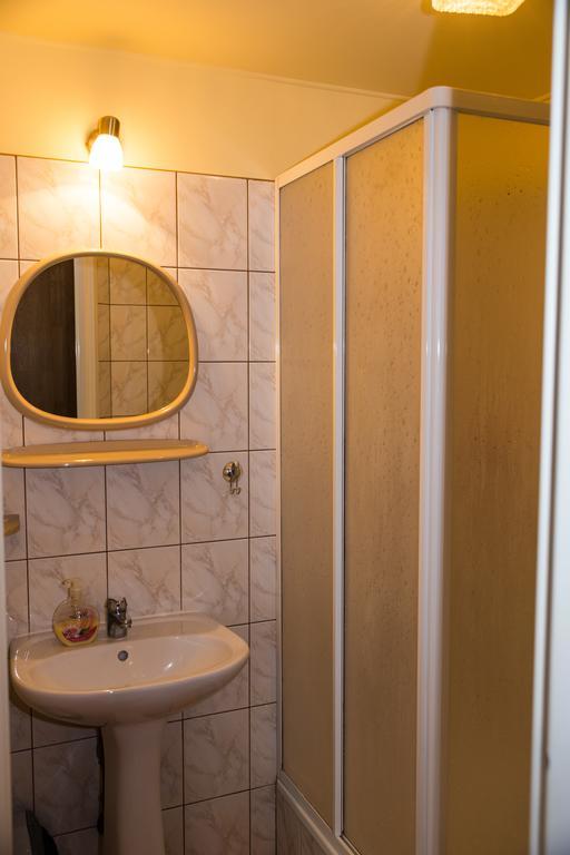 Domek Pod Klonem Agroturystyka Біловежа Номер фото